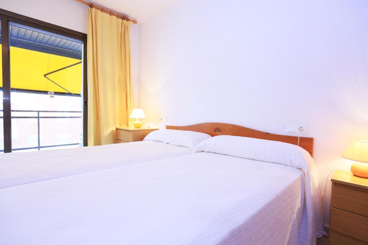 Txingudi - Only Families Cambrils Exterior foto