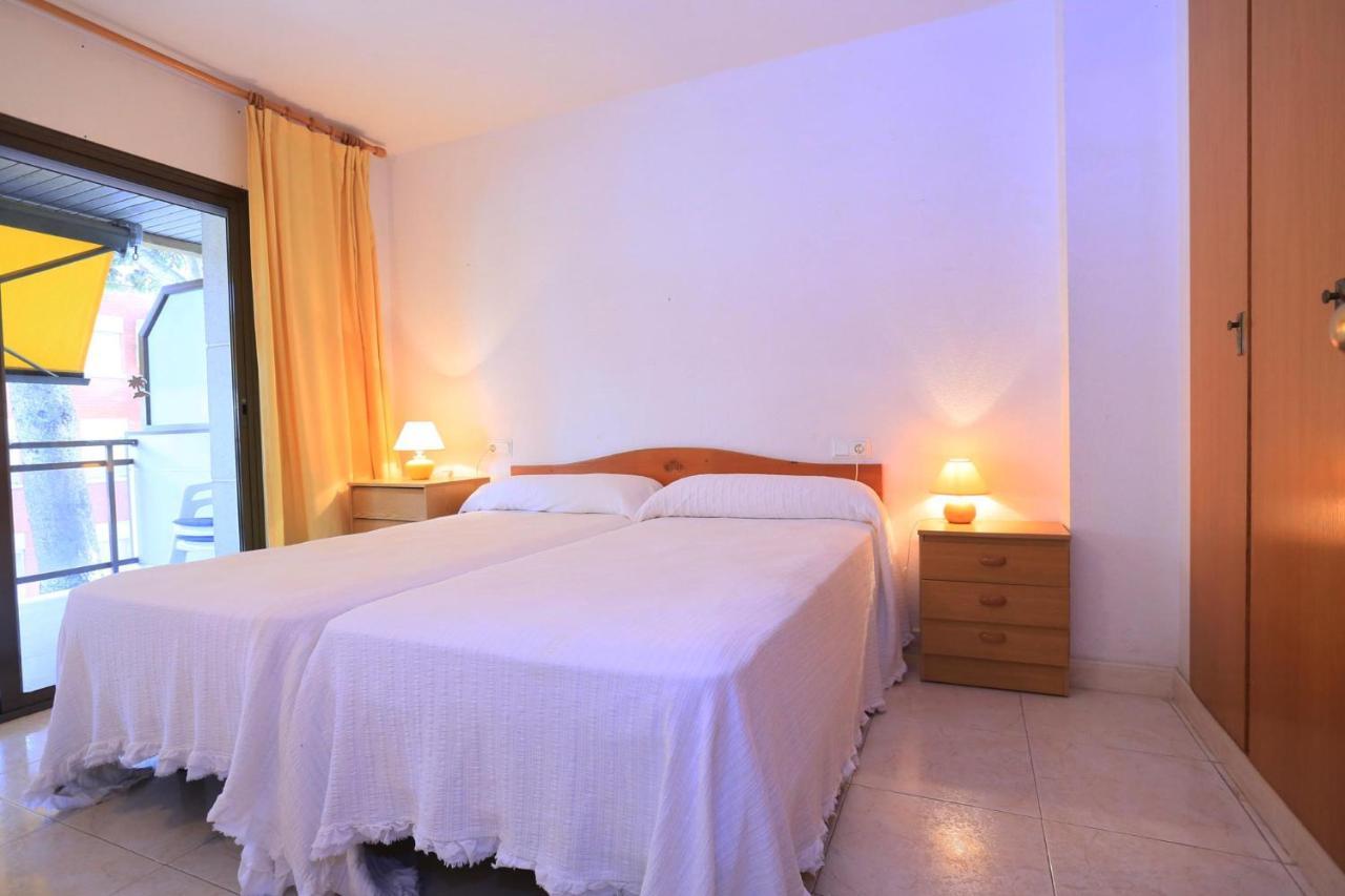 Txingudi - Only Families Cambrils Exterior foto