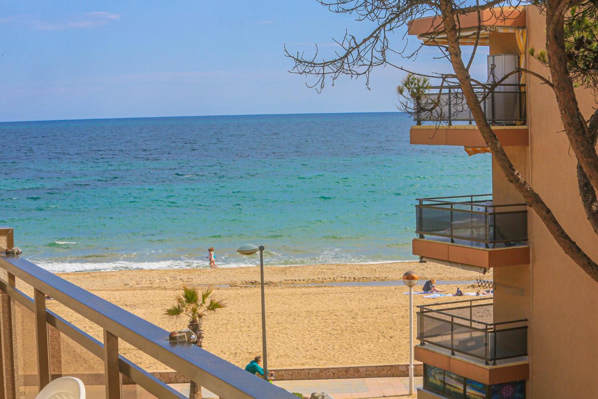 Txingudi - Only Families Cambrils Exterior foto